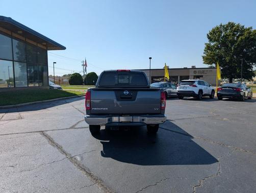 2019 Nissan Frontier SV