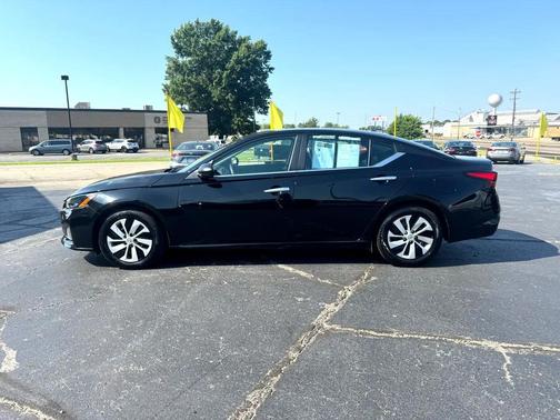 2024 Nissan Altima S FWD