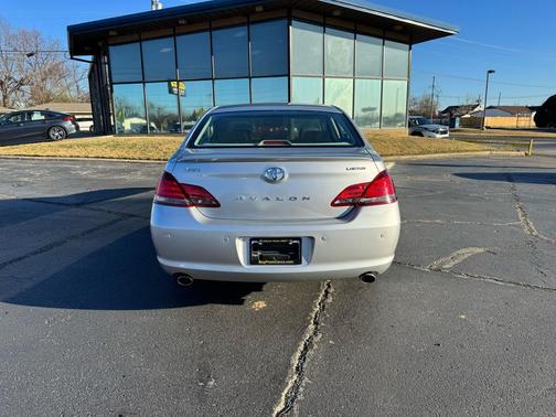 2008 Toyota Avalon Limited