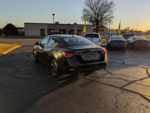 2024 Nissan Sentra SV