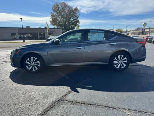 2024 Nissan Altima S FWD