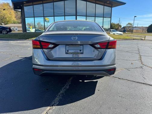 2024 Nissan Altima S FWD