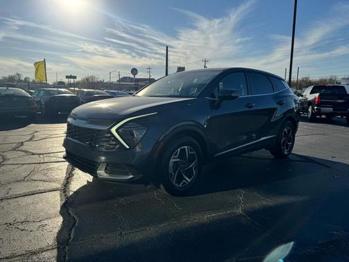 2024 Kia Sportage LX