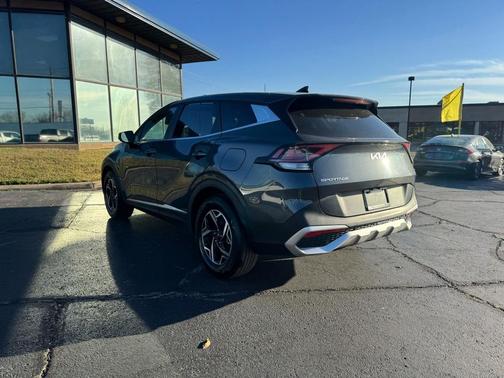 2024 Kia Sportage LX