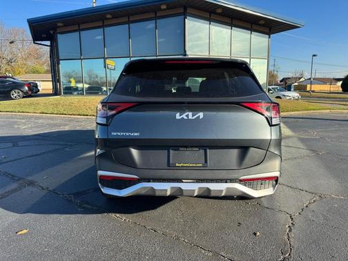 2024 Kia Sportage LX