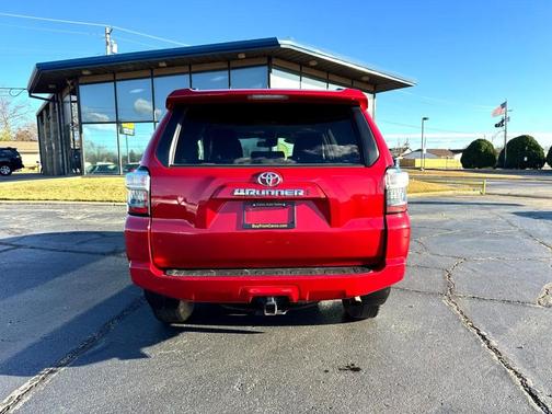 2024 Toyota 4Runner SR5