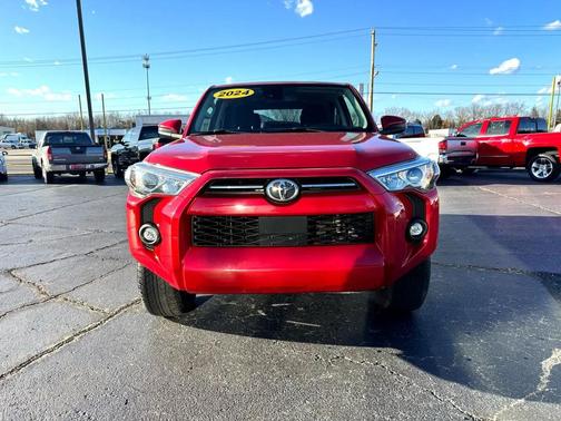 2024 Toyota 4Runner SR5