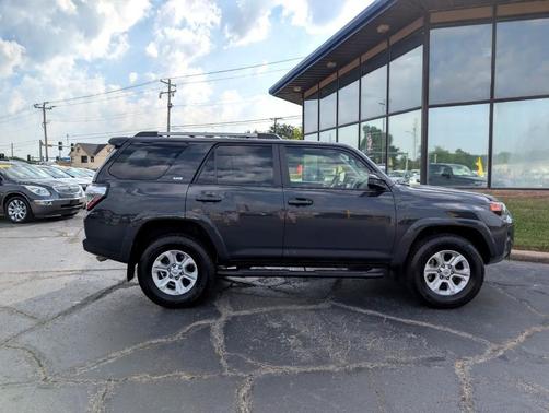 2024 Toyota 4Runner SR5