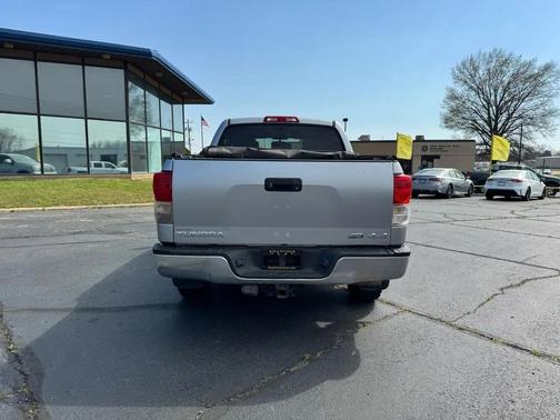 2011 Toyota Tundra Grade