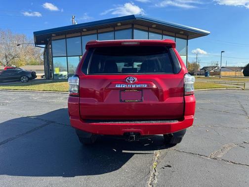 2024 Toyota 4Runner SR5