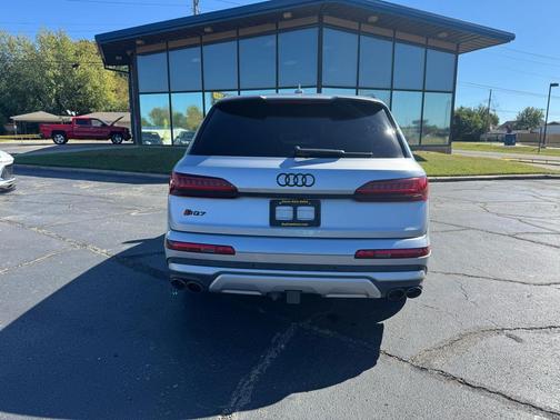 2021 Audi SQ7 4.0T Premium Plus