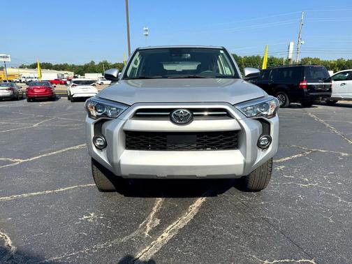 2024 Toyota 4Runner SR5