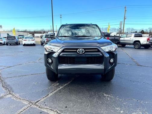 2024 Toyota 4Runner SR5