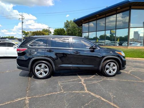 2014 Toyota Highlander Limited Platinum