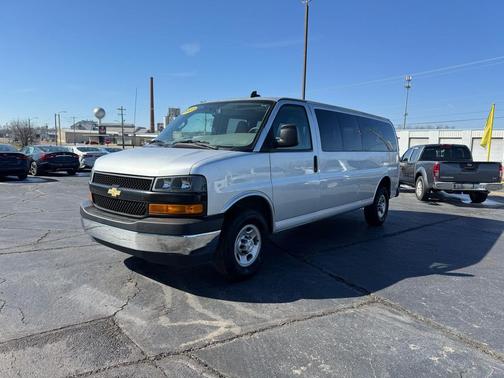 2023 Chevrolet Express 3500 RWD 3500 Extended Wheelbase LS