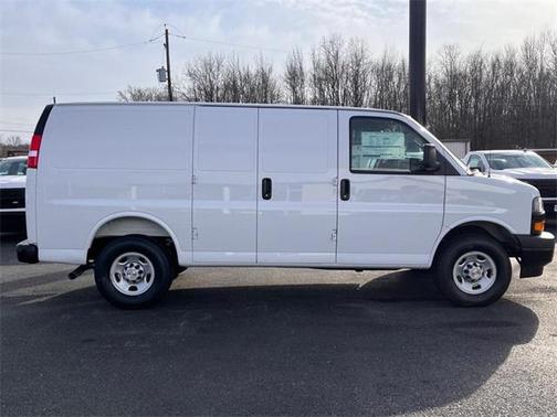 2025 Chevrolet Express 2500 RWD 2500 Regular Wheelbase WT
