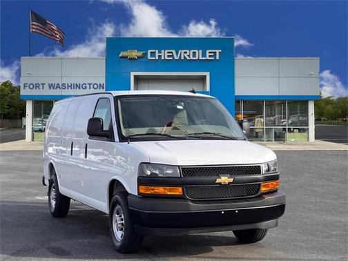 2025 Chevrolet Express 2500 RWD 2500 Regular Wheelbase WT