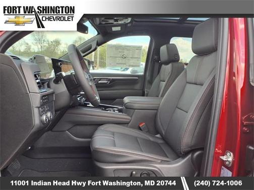 2025 Chevrolet Suburban RST