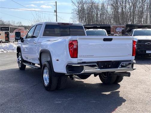 2025 Chevrolet Silverado 3500 LTZ