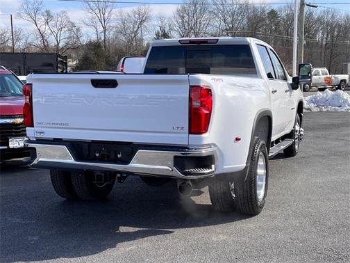 2025 Chevrolet Silverado 3500 LTZ
