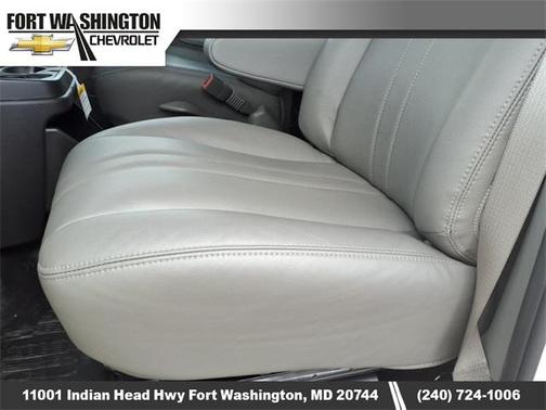 2025 Chevrolet Express 2500 RWD 2500 Regular Wheelbase WT