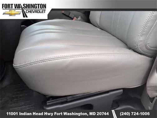 2025 Chevrolet Express 2500 RWD 2500 Regular Wheelbase WT