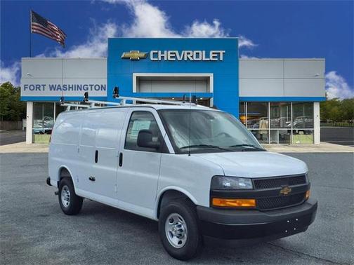 2025 Chevrolet Express 2500 RWD 2500 Regular Wheelbase WT