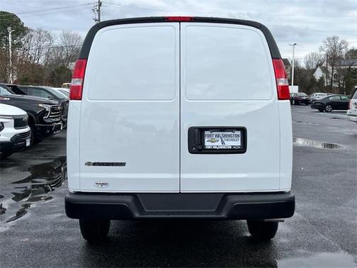 2025 Chevrolet Express 3500 RWD 3500 Regular Wheelbase WT