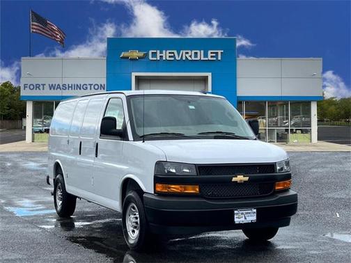 2025 Chevrolet Express 3500 RWD 3500 Regular Wheelbase WT