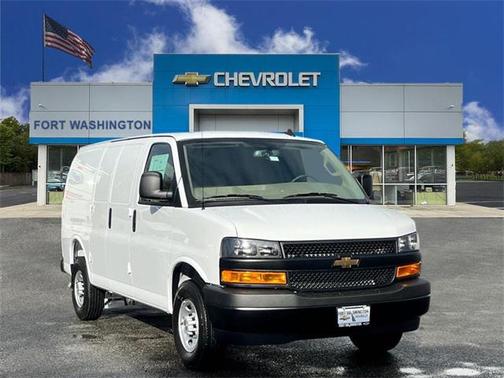 2025 Chevrolet Express 2500 RWD 2500 Regular Wheelbase WT