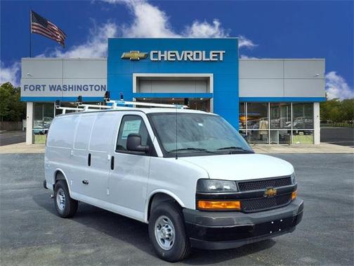 2025 Chevrolet Express 2500 RWD 2500 Regular Wheelbase WT