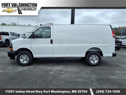 2025 Chevrolet Express 2500 RWD 2500 Regular Wheelbase WT