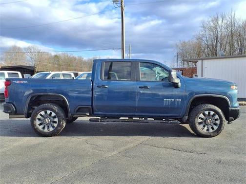 2025 Chevrolet Silverado 2500 Custom
