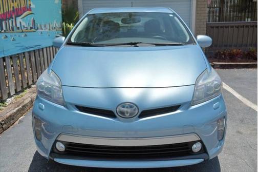 2012 Toyota Prius Plug-in Advanced