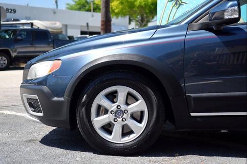 Barents Blue Metallic 2008 Volvo XC70 3.2