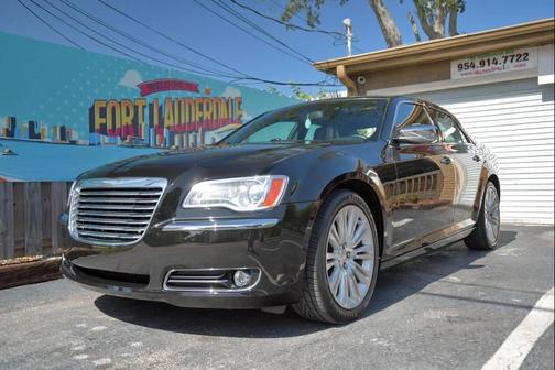 2012 Chrysler 300 Limited