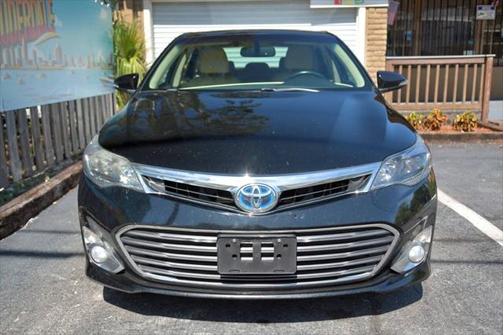 2013 Toyota Avalon Hybrid XLE Touring