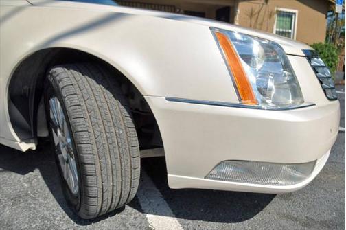 2009 Cadillac DTS 1SD