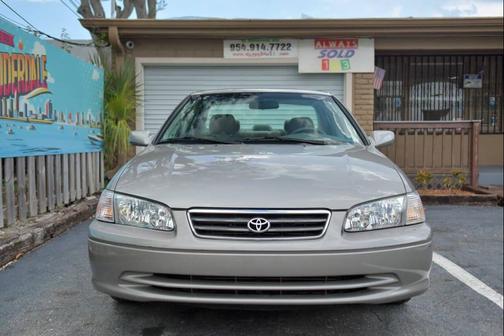 2001 Toyota Camry XLE