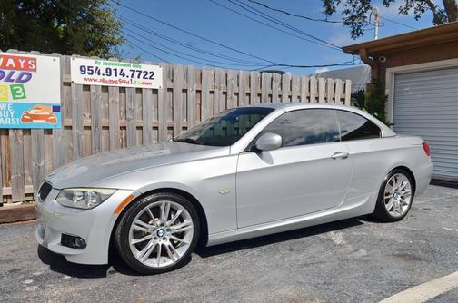 2011 BMW 335 335i 2dr Convertible