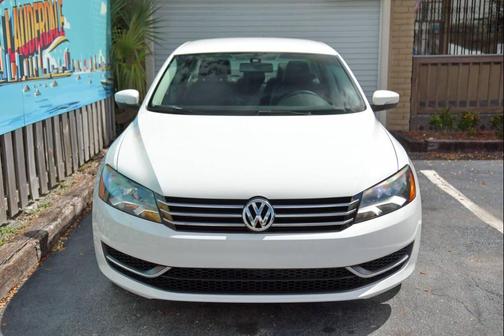 2014 Volkswagen Passat 1.8T Auto SE