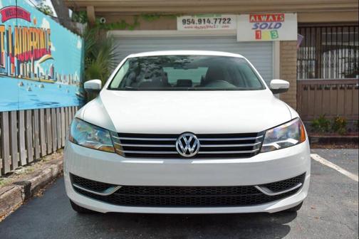 2014 Volkswagen Passat 1.8T Auto SE