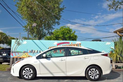 2018 Toyota Prius Two Eco