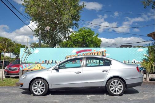 2010 Volkswagen Passat Komfort