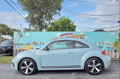 2014 Volkswagen Beetle DSG 2.0T R-Line