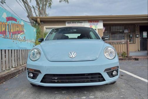 2014 Volkswagen Beetle DSG 2.0T R-Line