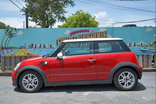2013 MINI Hardtop Cooper
