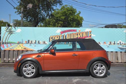 2013 MINI Convertible Cooper