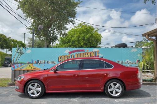 2015 Volkswagen Passat 1.8T Limited Edition