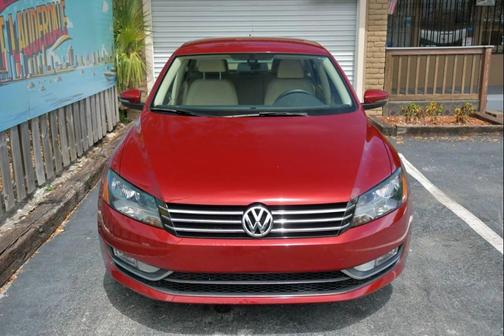 2015 Volkswagen Passat 1.8T Limited Edition